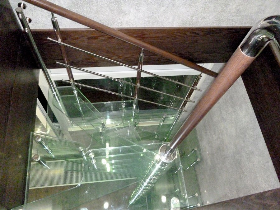 Лестница 42